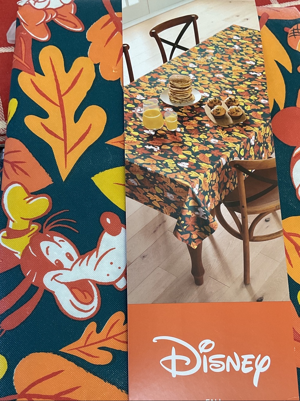 🍗 Disney Fall tablecloth. Polyvinyl 60” by 84”. New!